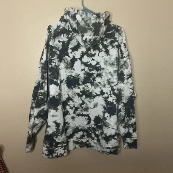 No Boundaries Black and White Tie-Dye Hoodie - Picture 3 of 3